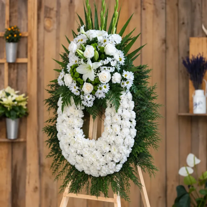 Corona De Flores Blanca - Segundo ángulo