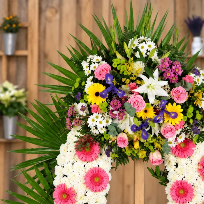 Corona De Flores Con Gerberas 3 Corona De Flores Con Gerberas - Detalle floral 1